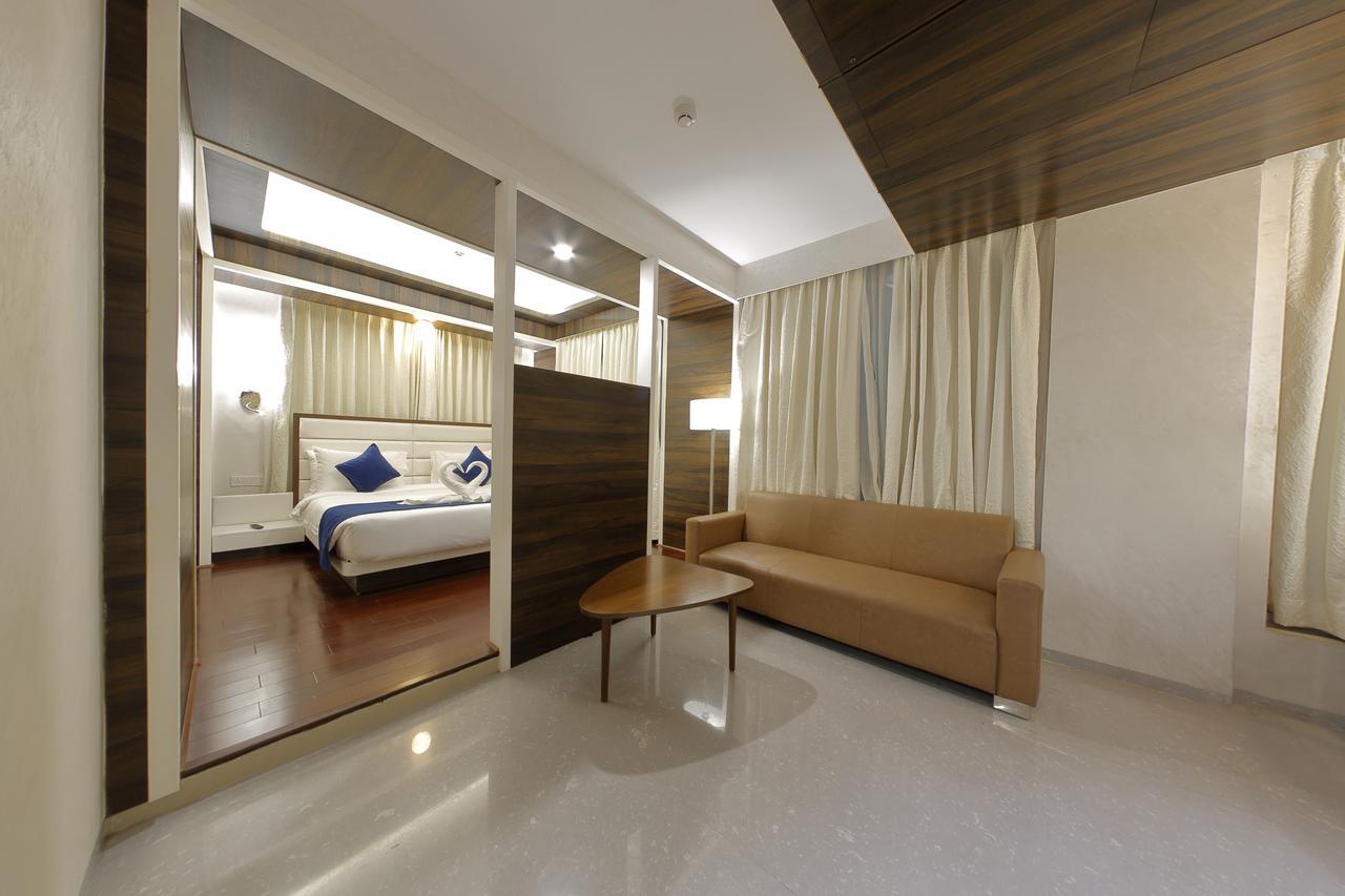 Hotel Silver Heights Ahmedabad Exterior photo